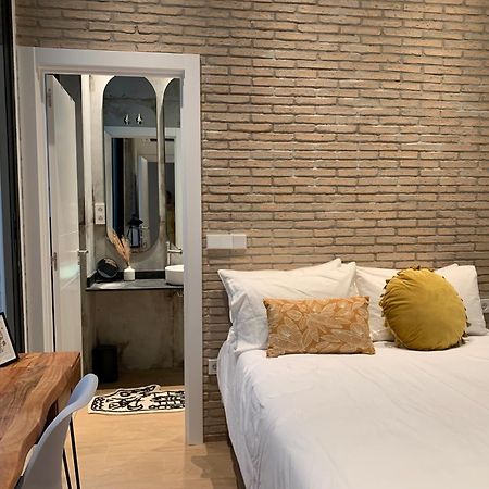 La Reina Beach Rooms Valencia Luaran gambar