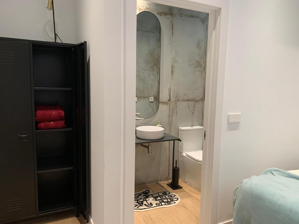 La Reina Beach Rooms Valencia Luaran gambar