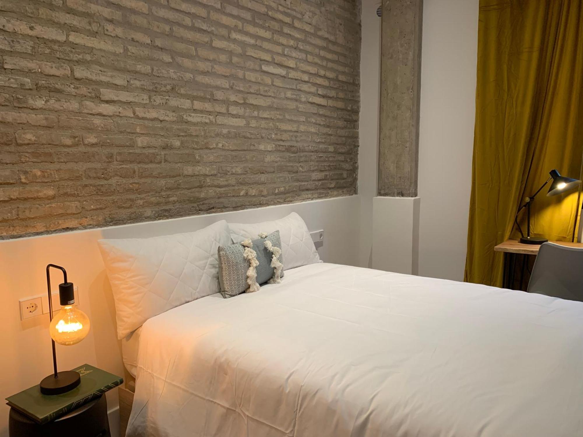 La Reina Beach Rooms Valencia Luaran gambar