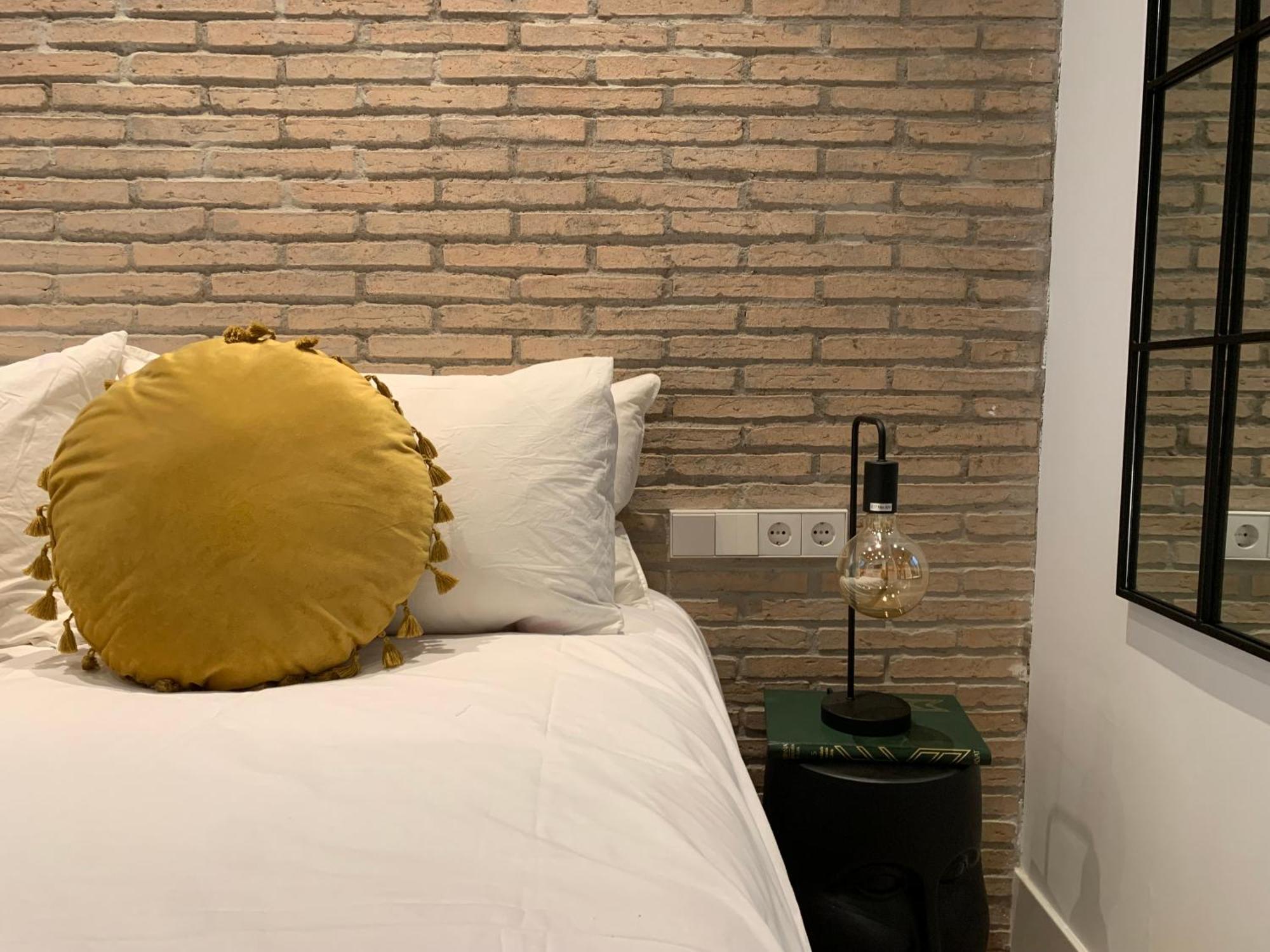 La Reina Beach Rooms Valencia Luaran gambar