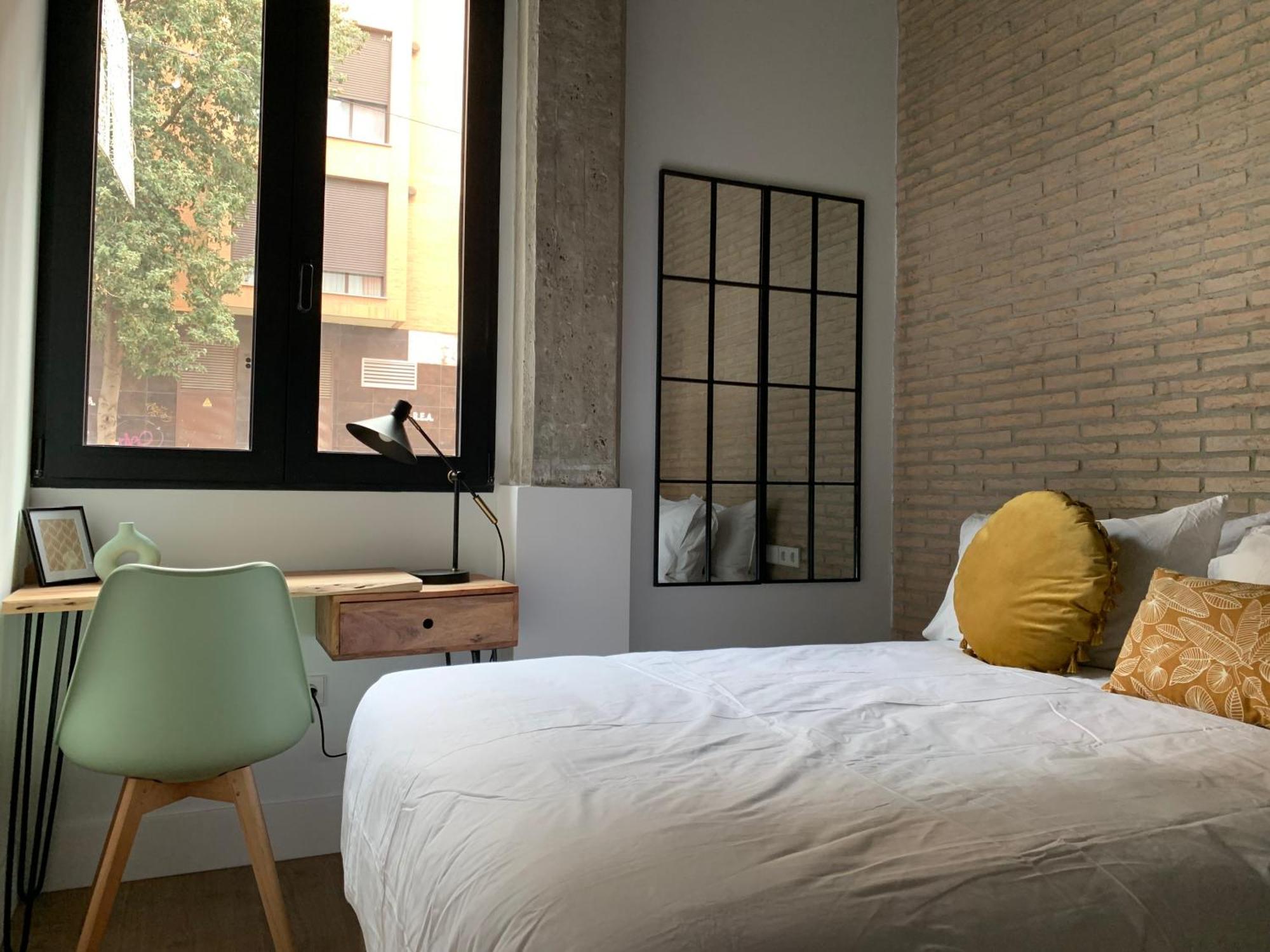 La Reina Beach Rooms Valencia Luaran gambar