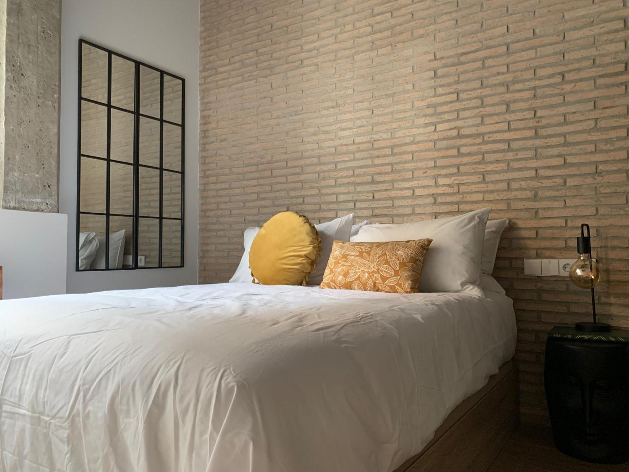 La Reina Beach Rooms Valencia Luaran gambar